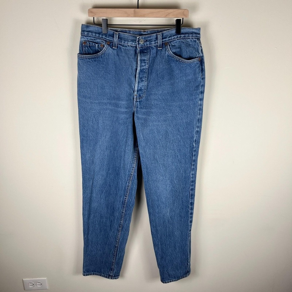 Vintage 80s‎ Levi's 501XX Medium Wash Jeans Size 34 Waist 33" Inseam 31.5"